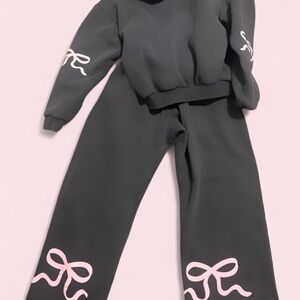 Edikted Black Fleece Set with Pink Label
